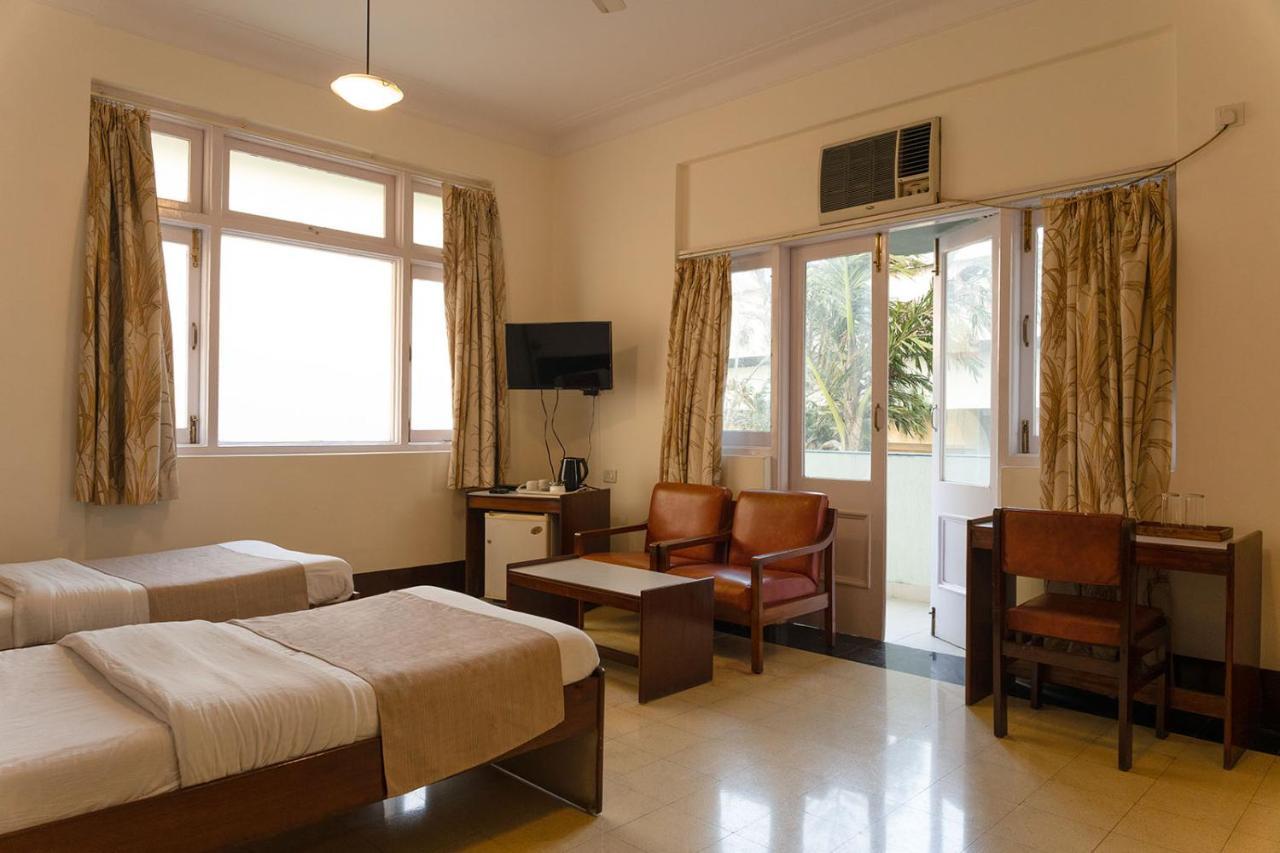 Sea Green Hotel Mumbai  Buitenkant foto
