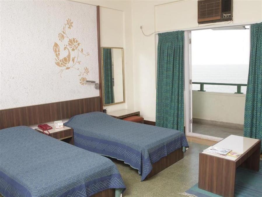 Sea Green Hotel Mumbai  Buitenkant foto