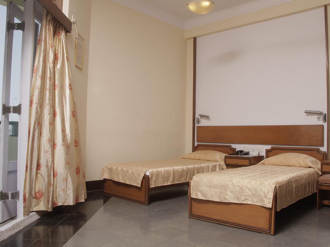 Sea Green Hotel Mumbai  Buitenkant foto