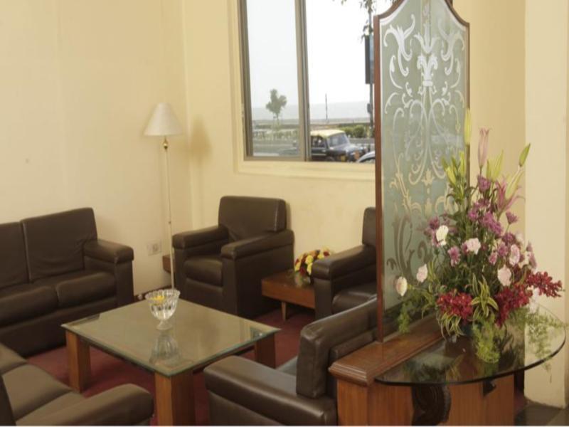 Sea Green Hotel Mumbai  Buitenkant foto