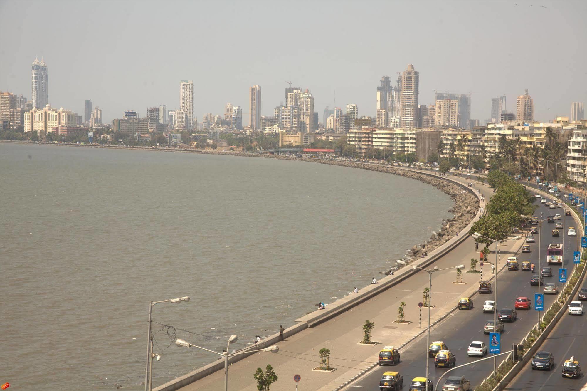 Sea Green Hotel Mumbai  Buitenkant foto