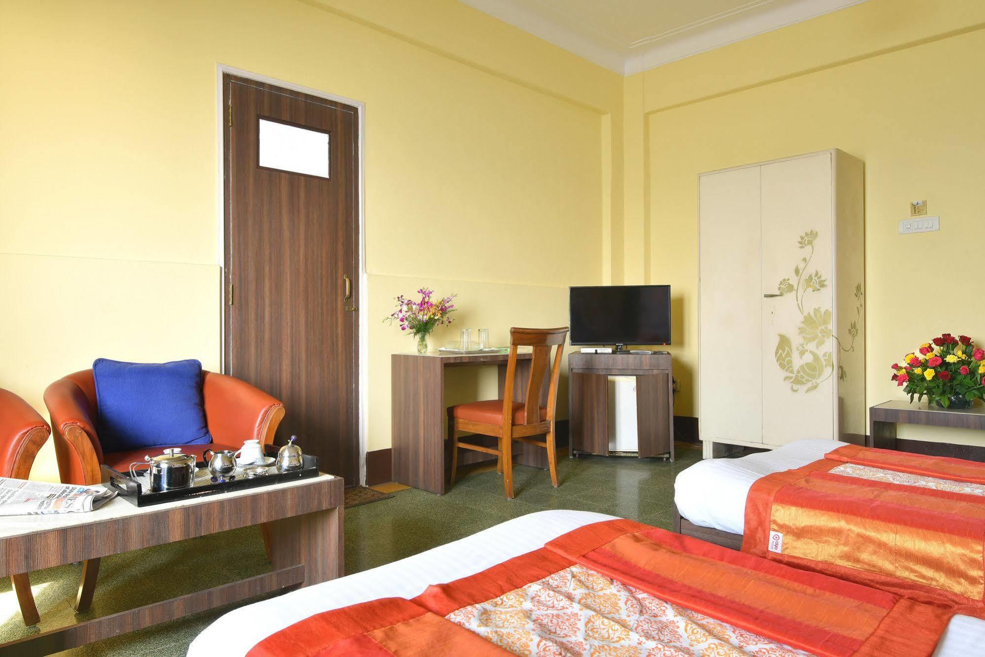 Sea Green Hotel Mumbai  Buitenkant foto