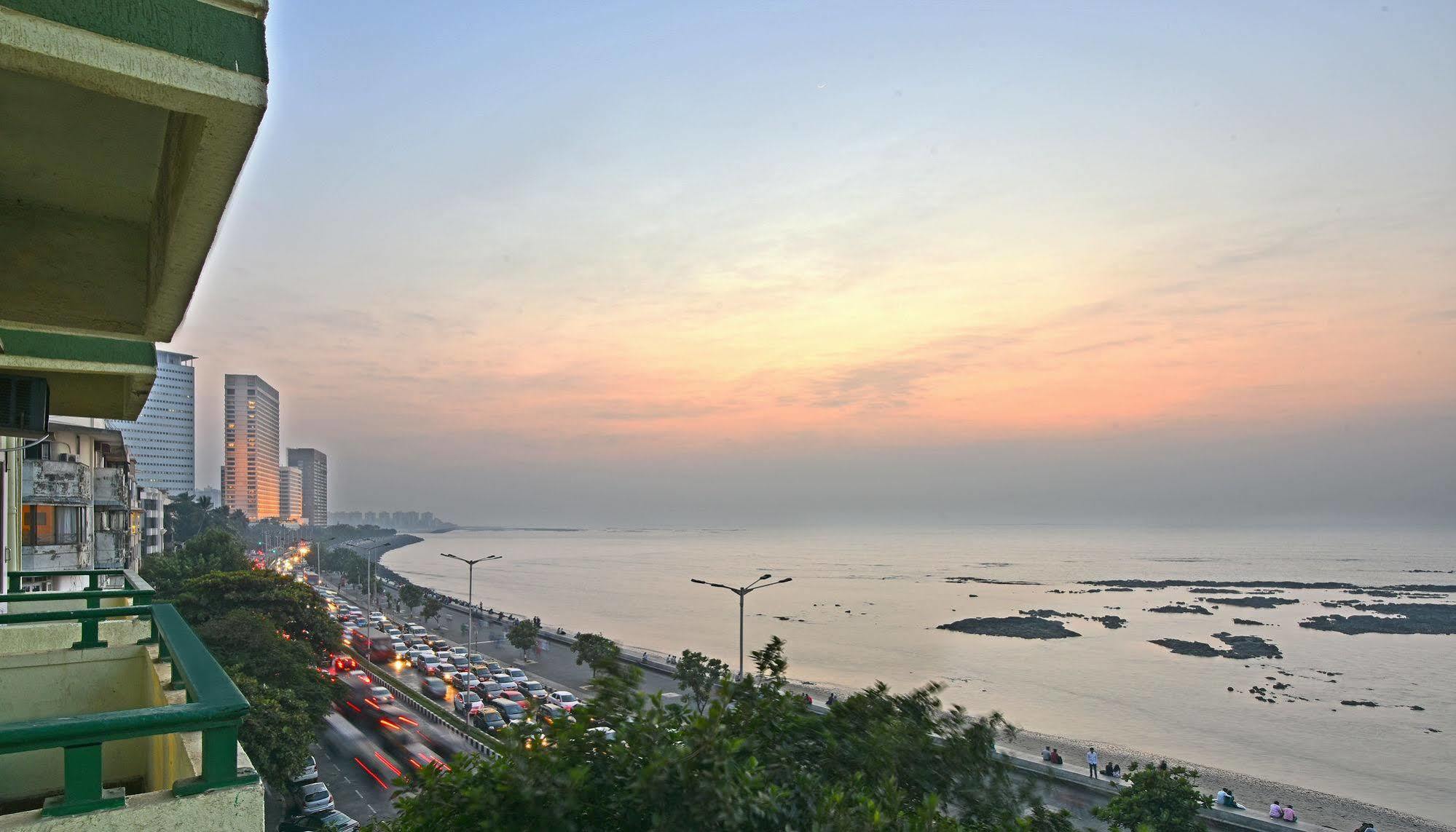 Sea Green Hotel Mumbai  Buitenkant foto