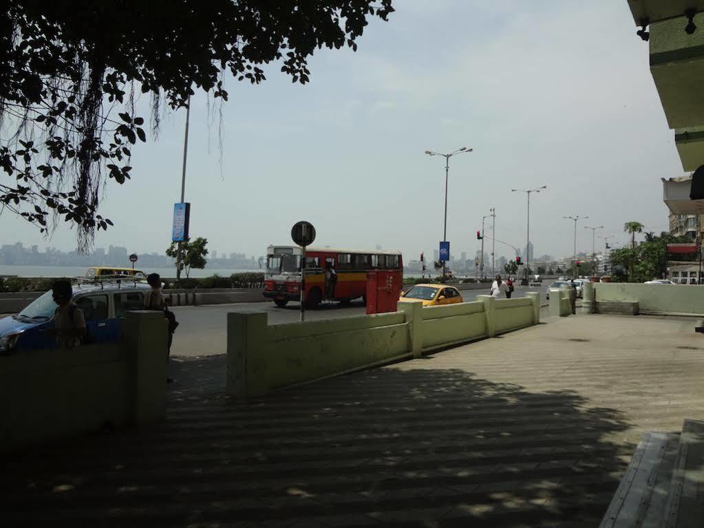 Sea Green Hotel Mumbai  Buitenkant foto